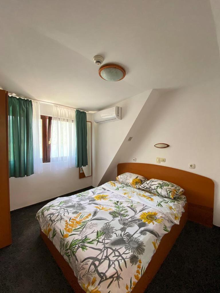 Hotel Pescarus Port Bicaz Exterior foto