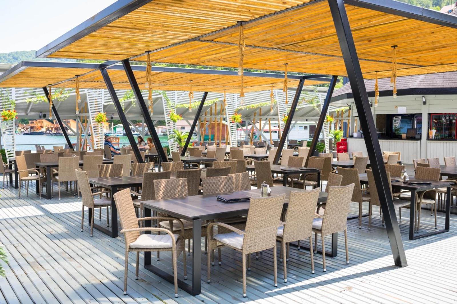 Hotel Pescarus Port Bicaz Exterior foto