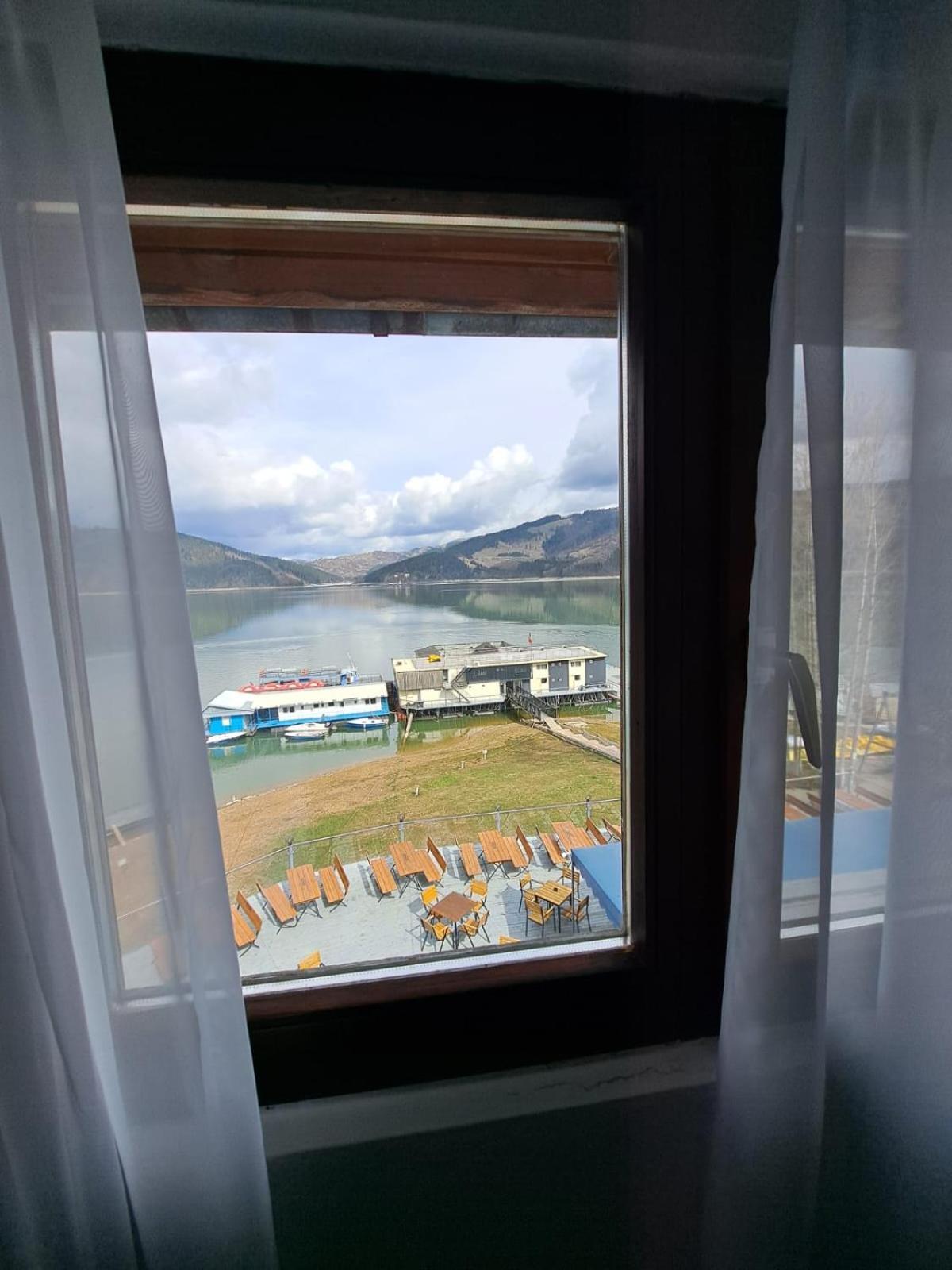Hotel Pescarus Port Bicaz Exterior foto
